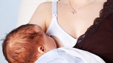 Alimentation et allaitement: maman ne devrait pas se priver