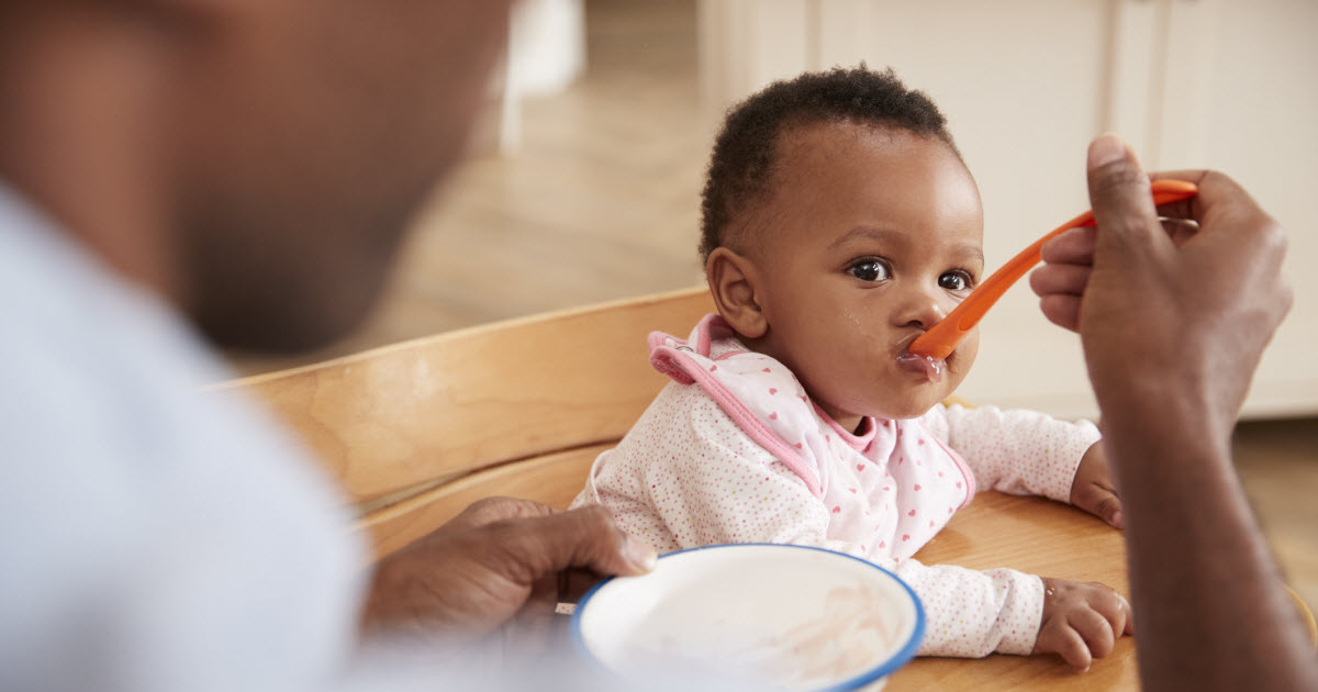 En manchettes: Prix des aliments pour bébés – Solution saline et rhume – Enfant maladroit – Ressources