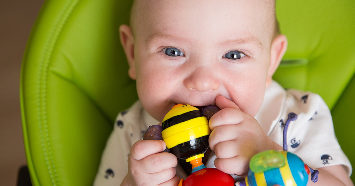 4 MONTH OLD BABY DEVELOPMENTAL MILESTONES: Cognitive, Social-Emotional,  Language, Gross & Fine Motor 