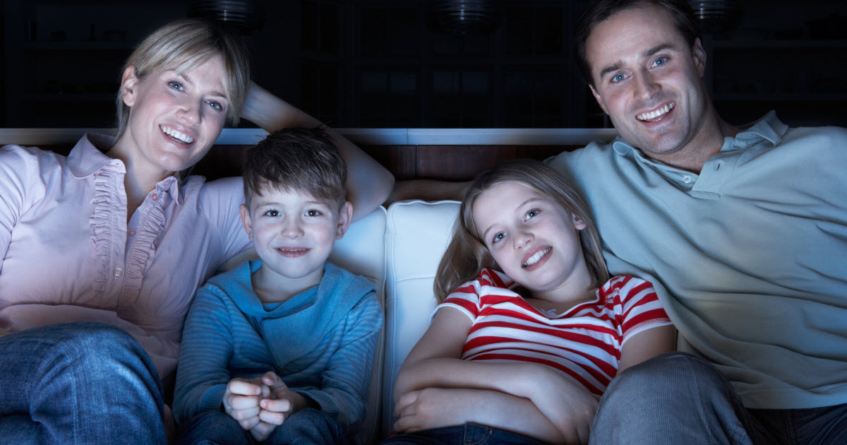Comment bien choisir un film à écouter en famille