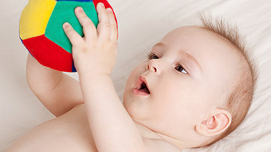 Jouer au ballon et à la balle