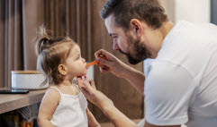 En manchettes: Antibiotiques – Dépression post-partum – Écrire à la main – Appel à tous