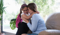 En manchettes: Rentrée scolaire – Pères et pleurs de bébé – Céréales à déjeuner 
