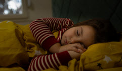 En manchettes: Mélatonine – Programme de français révisé – Jeûne et grossesse